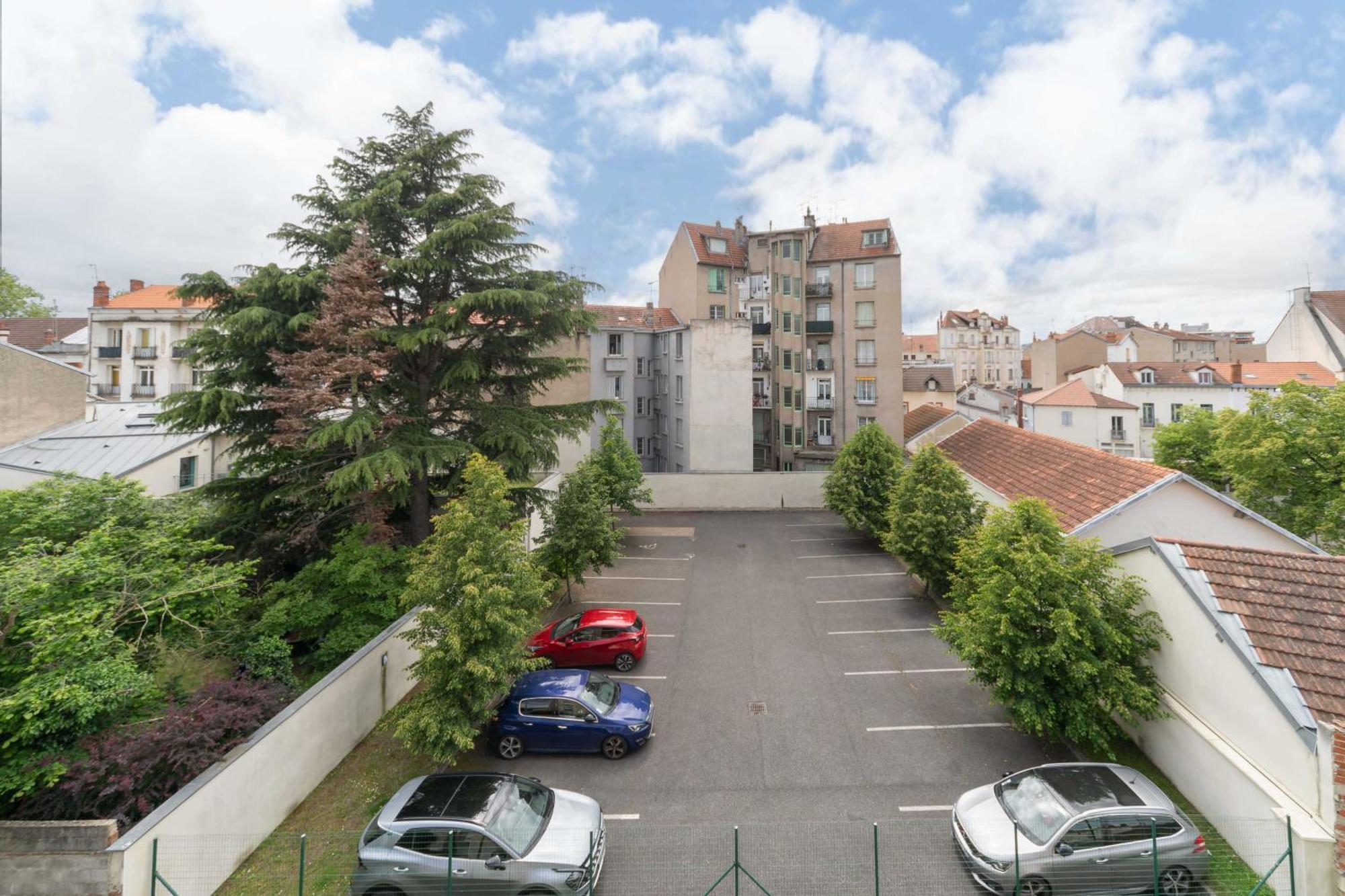 L'Eugenie - Appartement Design & Confort En Centre-Ville Vichy Exterior photo